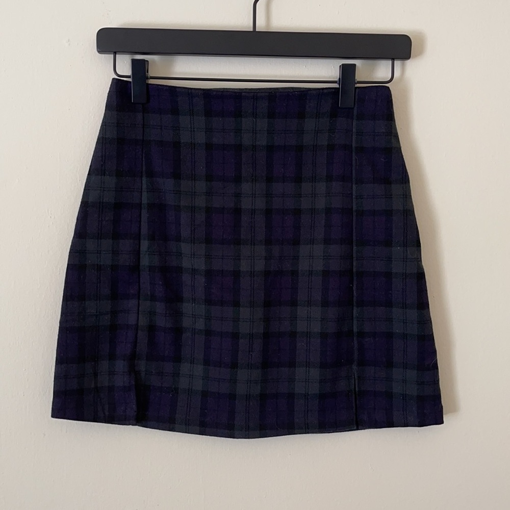 BRANDY MELVILLE SKIRT